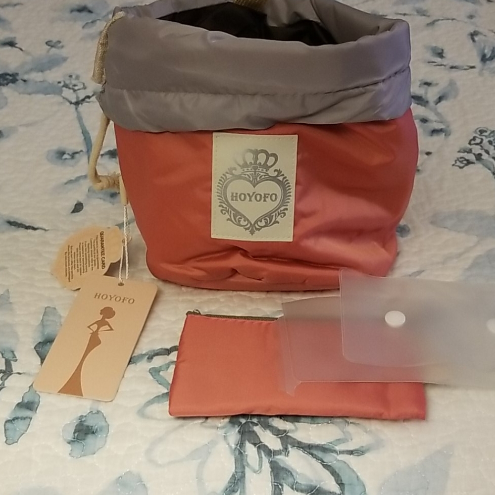 Makeup bag